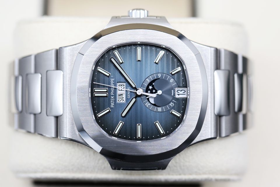 Patek Philippe Nautilus 5726/1A-014 Image 5